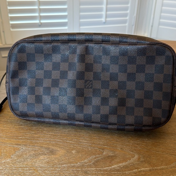 Louis Vuitton Neverfull MM Damier - Picture 3 of 13